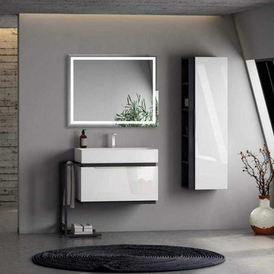 Odyssey 100 Mirror in Bathroom