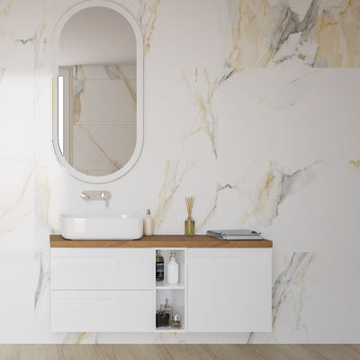 Florida Modular Unit with Vanity and Cargo Basket in Bathroom 